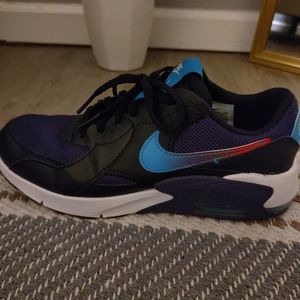 Nike Air Max 6Y or Women's size 7.5